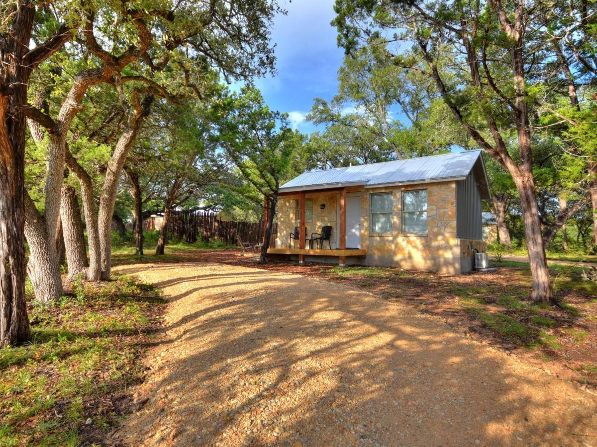 Cabins At Flite Acres- Morning Dove Villa Wimberley Exterior photo